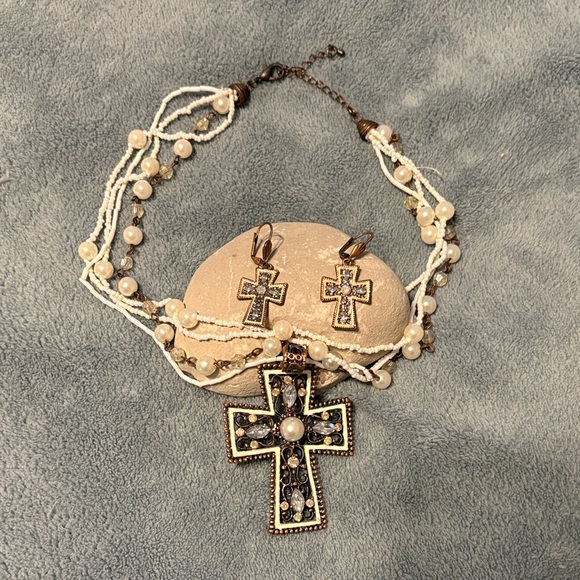 Southern Style Cross Pendant Necklace and Earring Set - Picture 1 of 6